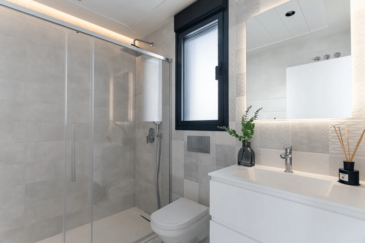 8327DEN Villa moderna a la venta en Denia.