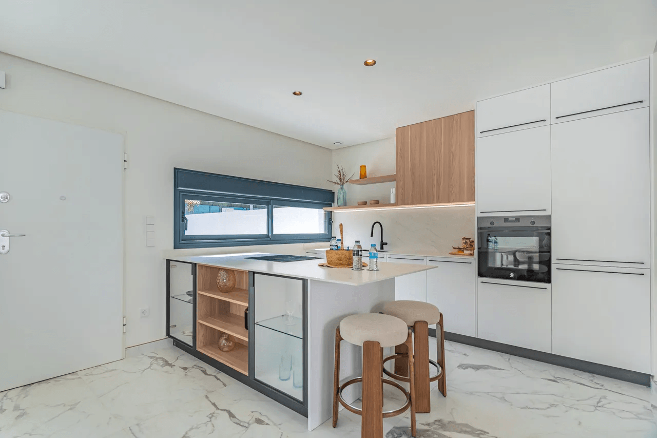 8327DEN Villa moderna a la venta en Denia.