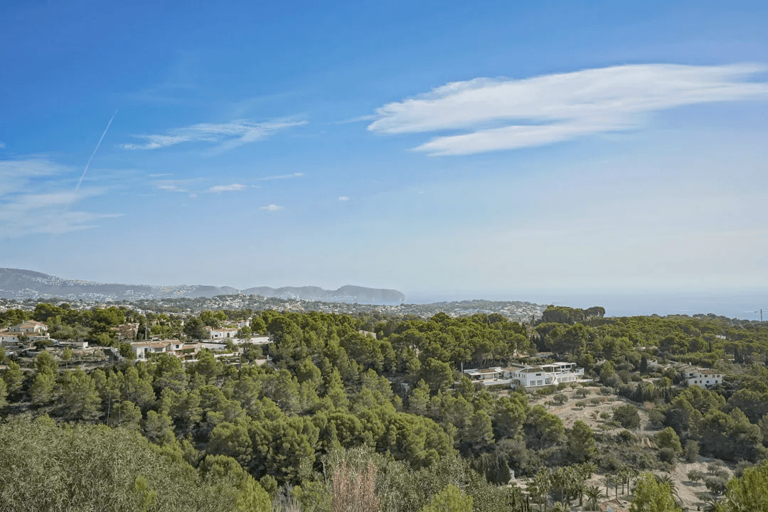4324BEN Parcela con vistas panorámicas al mar en venta en Benissa