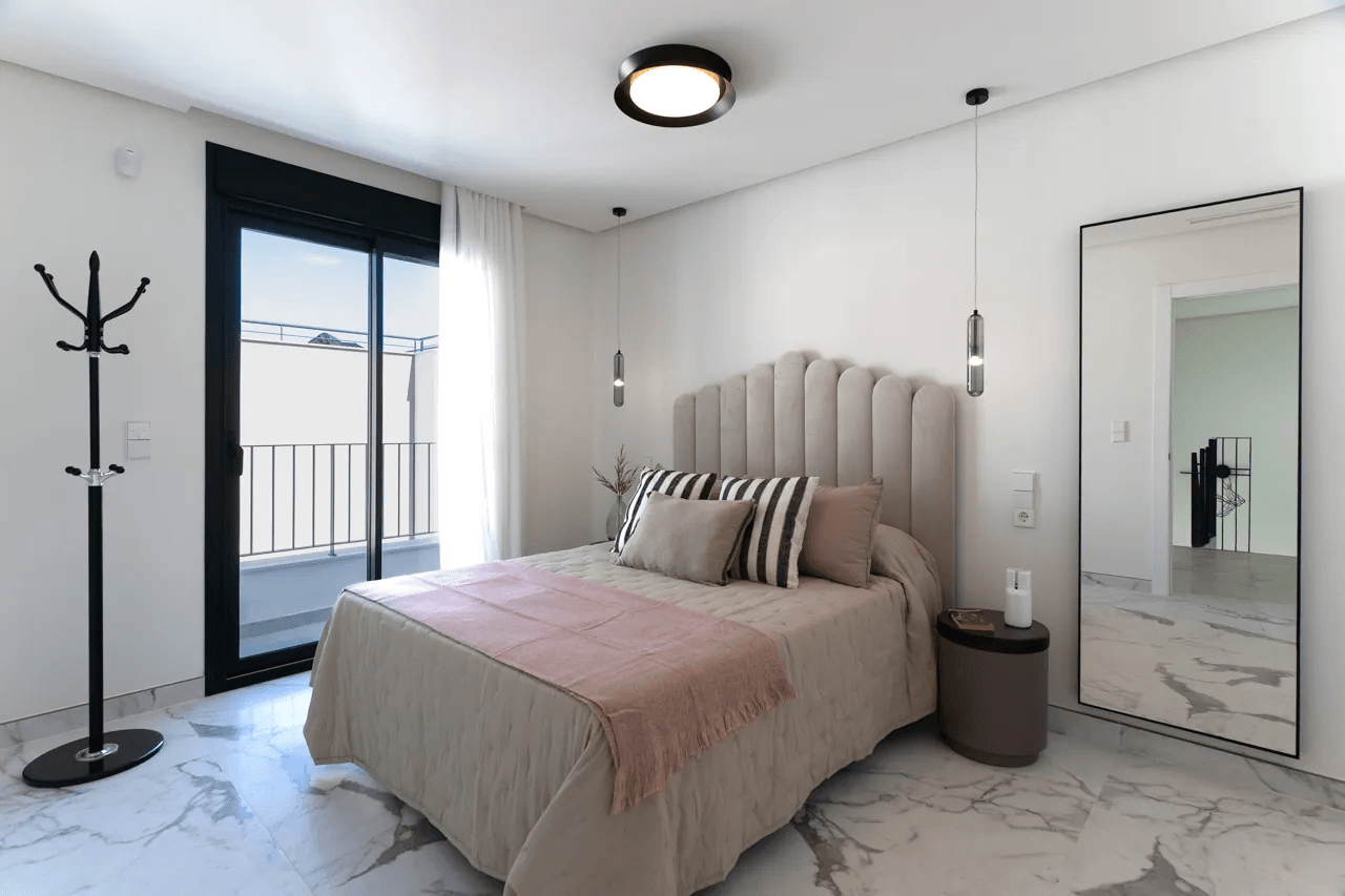 8327DEN Villa moderna a la venta en Denia.