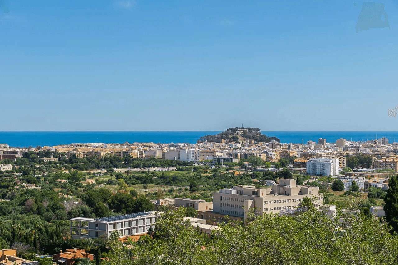 8327DEN Villa moderna a la venta en Denia.