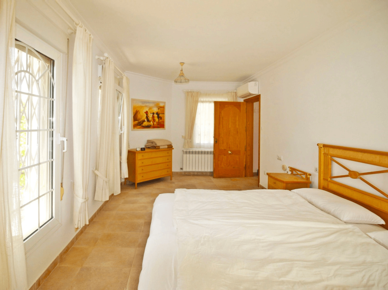 Chalet con apartamento de invitados y vistas al mar en la Marquesa, Dénia