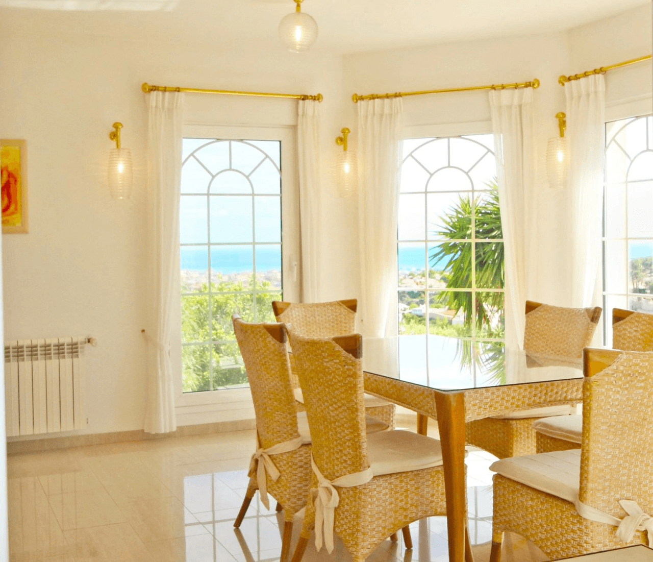 Chalet con apartamento de invitados y vistas al mar en la Marquesa, Dénia