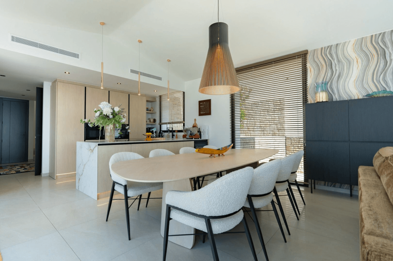 Villa de lujo mediterránea con vistas panorámicas al mar en venta en Benissa