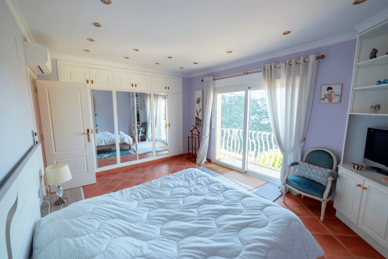 Villa de lujo con vista al mar en Denia