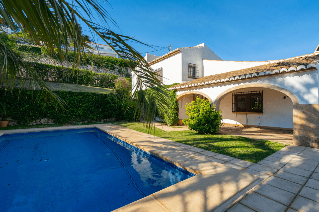 C4XY4625JAV Traditional villa with panoramic sea views for sale in Tosalet, Jávea