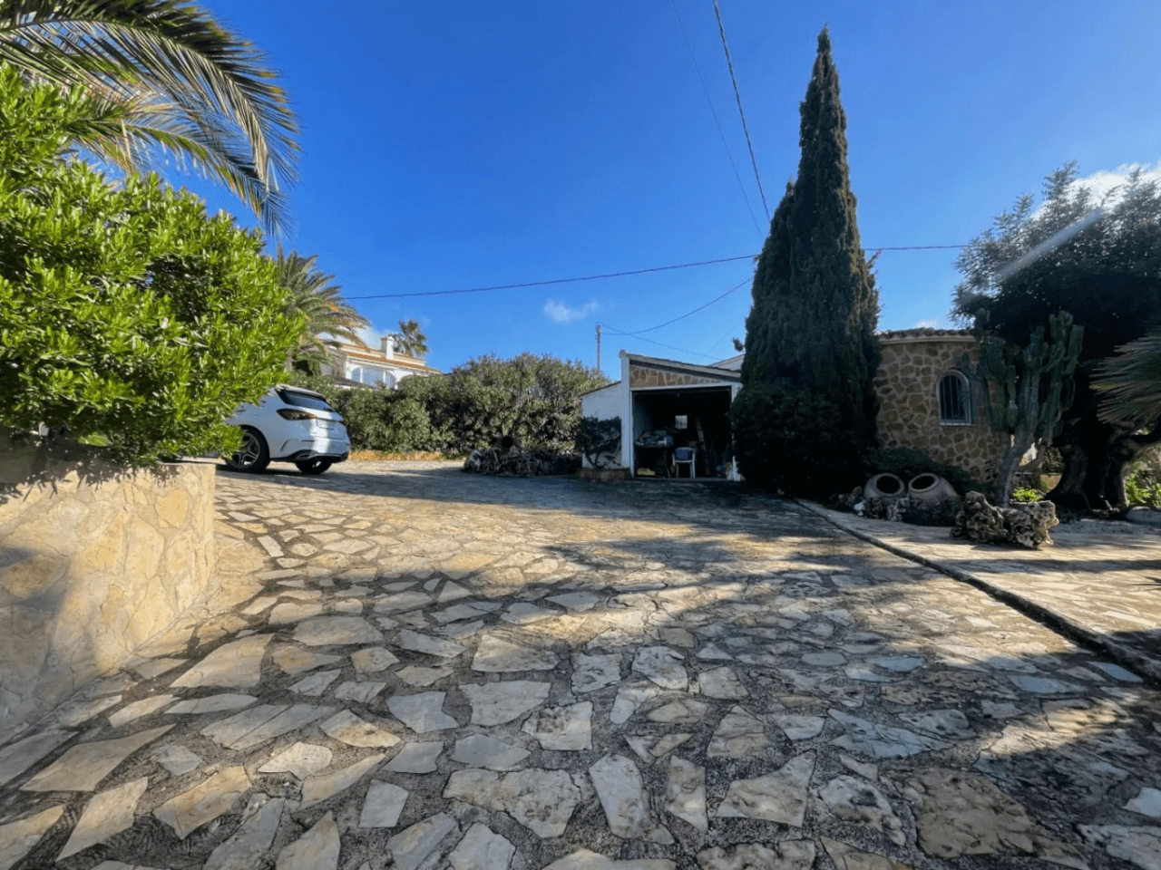 Villa de una sola planta en venta con magníficas vistas al mar, cerca de servicios en San Jaime, Benissa