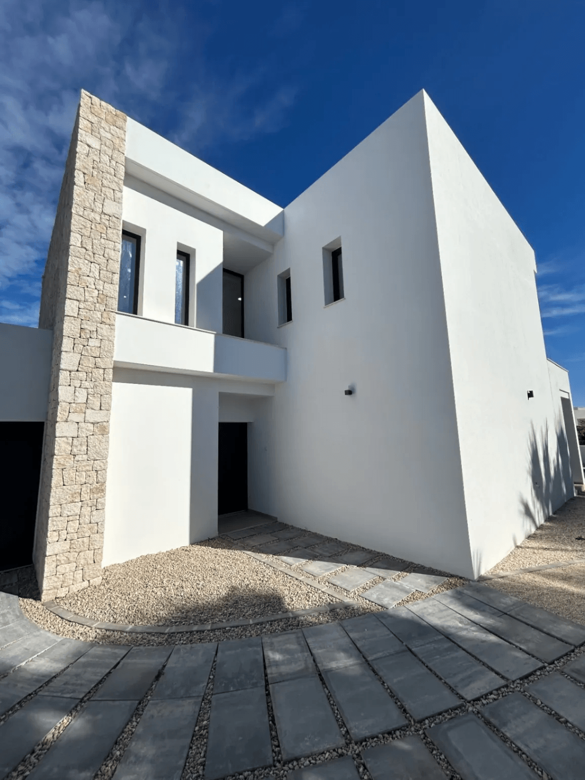 Villa de nueva construcción lista para habitar con vistas al mar en venta en La Fustera, Benissa