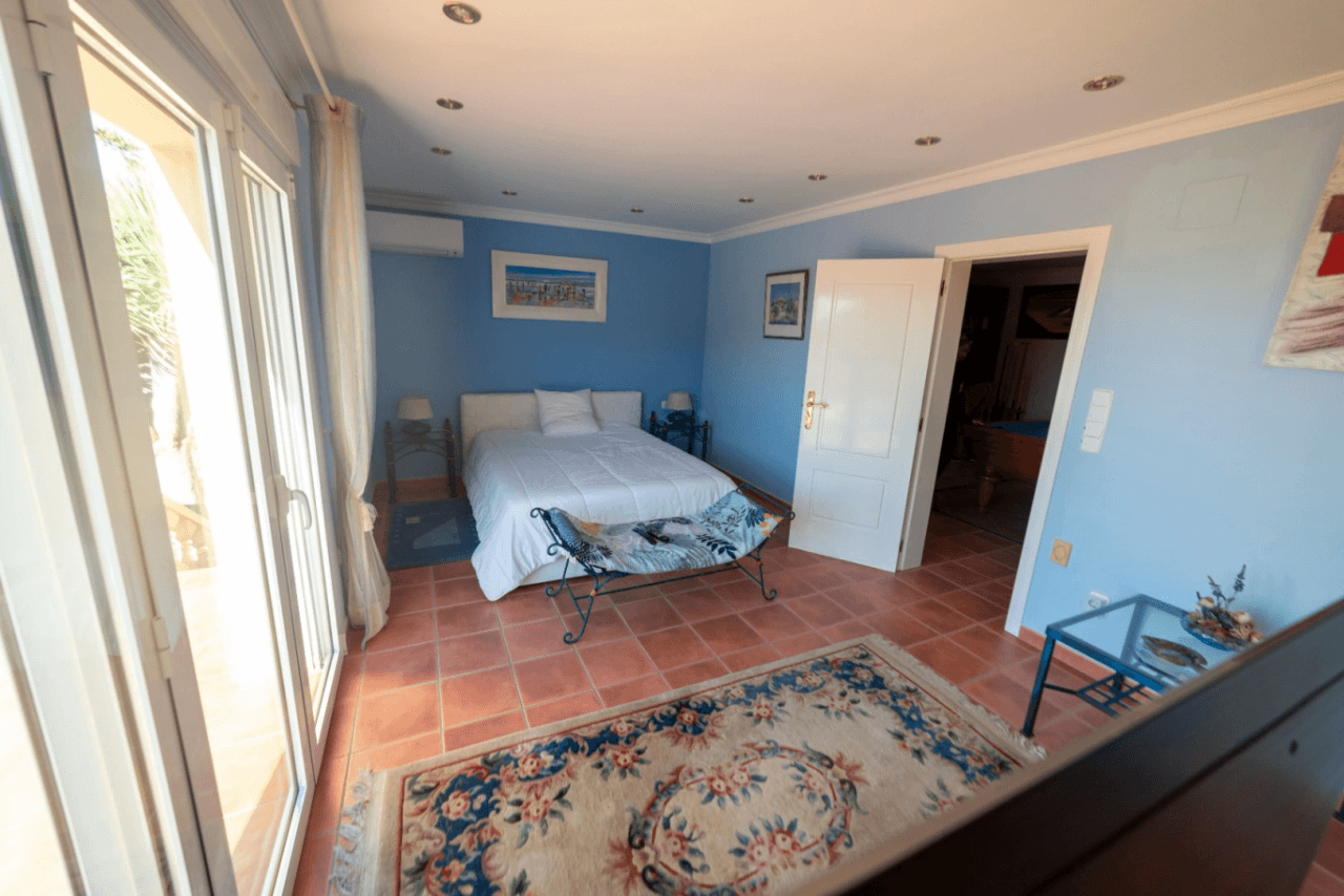 Villa de lujo con vista al mar en Denia
