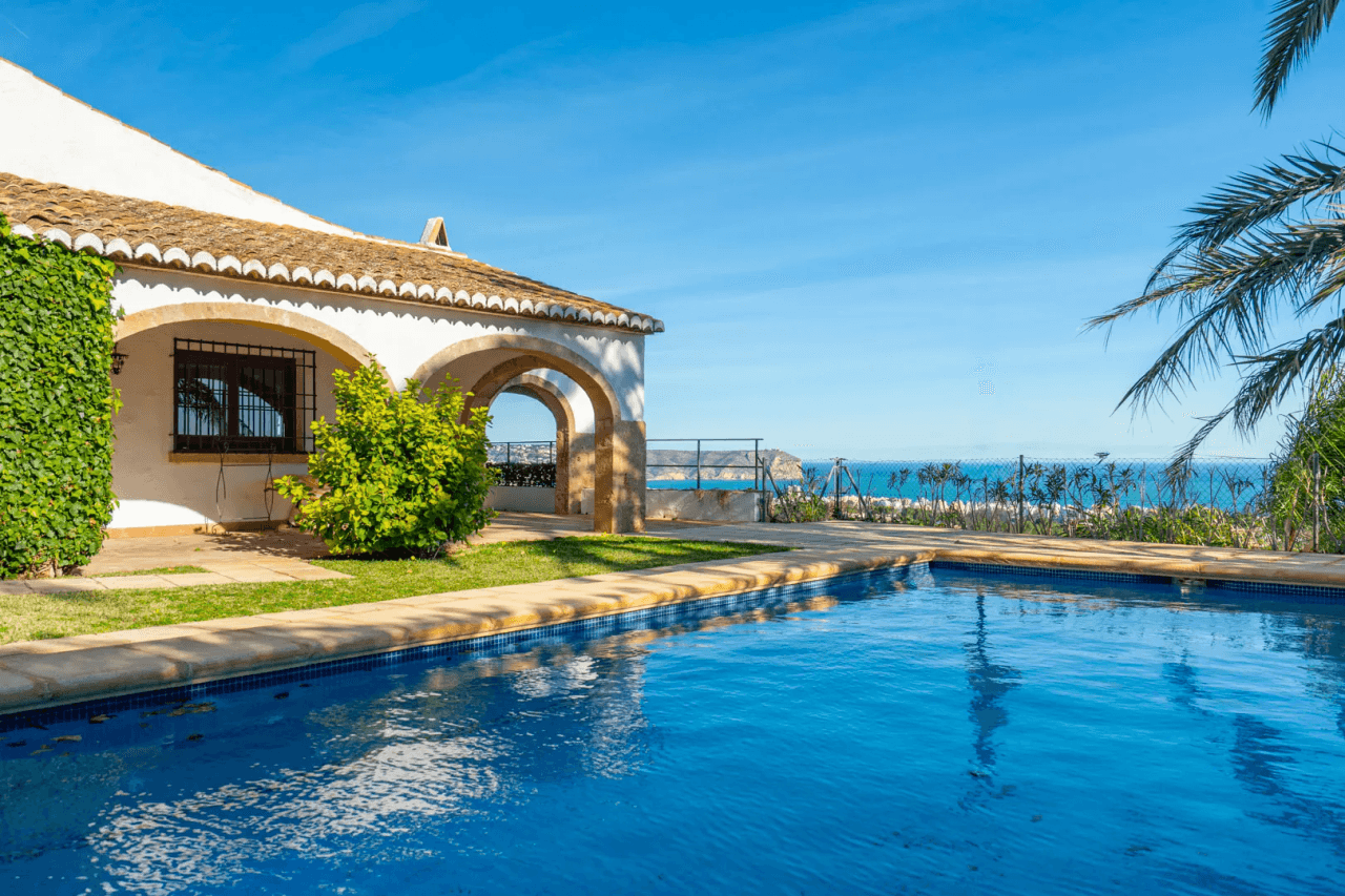 C4XY4625JAV Traditional villa with panoramic sea views for sale in Tosalet, Jávea