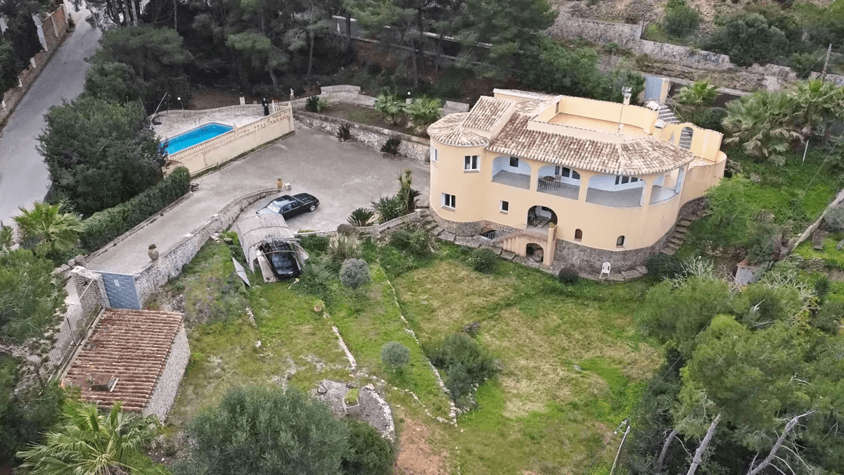Villa near the beach with sea views in javea