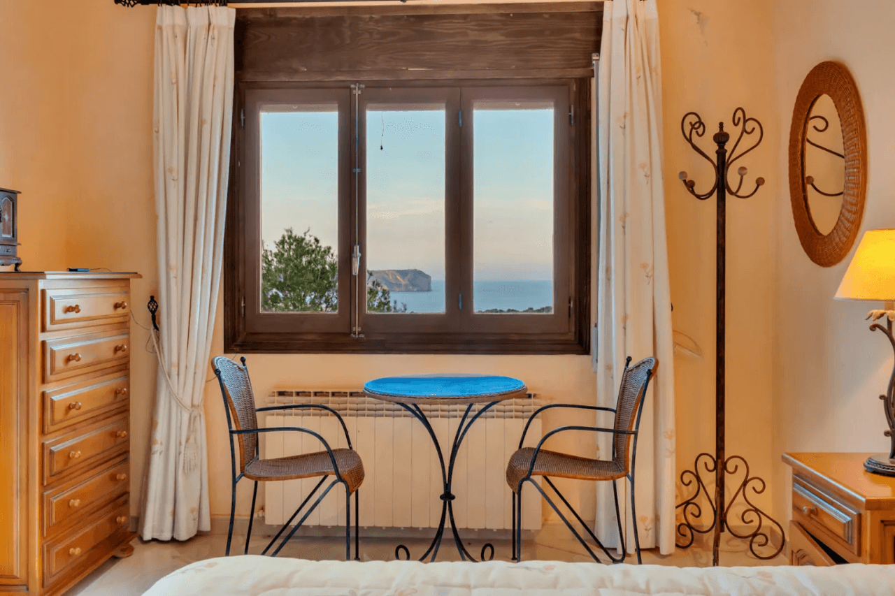 Villa for sale with stunning sea views