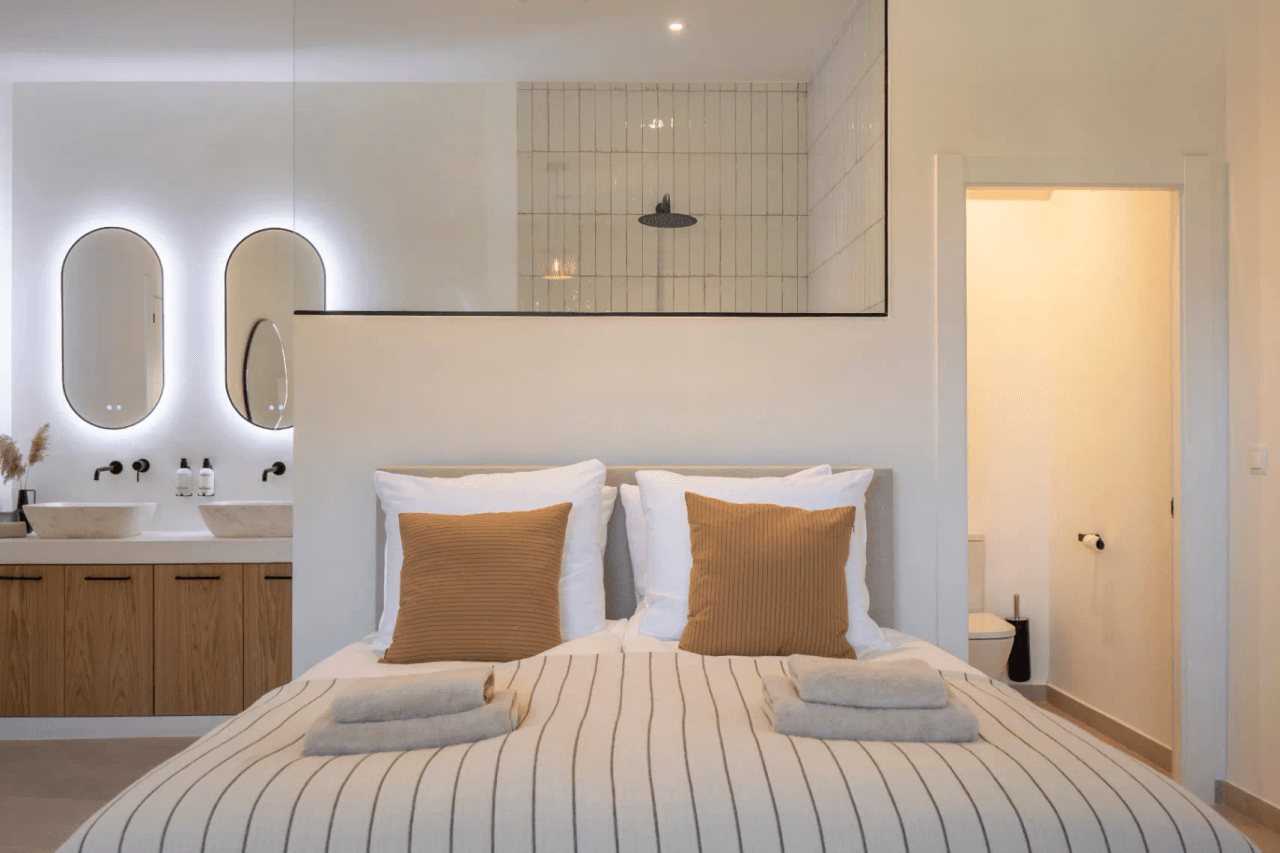 Recently renovated villa with stunning panoramic views of Jávea.