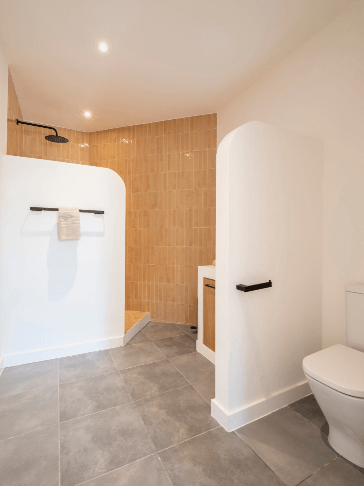 Recently renovated villa with stunning panoramic views of Jávea.