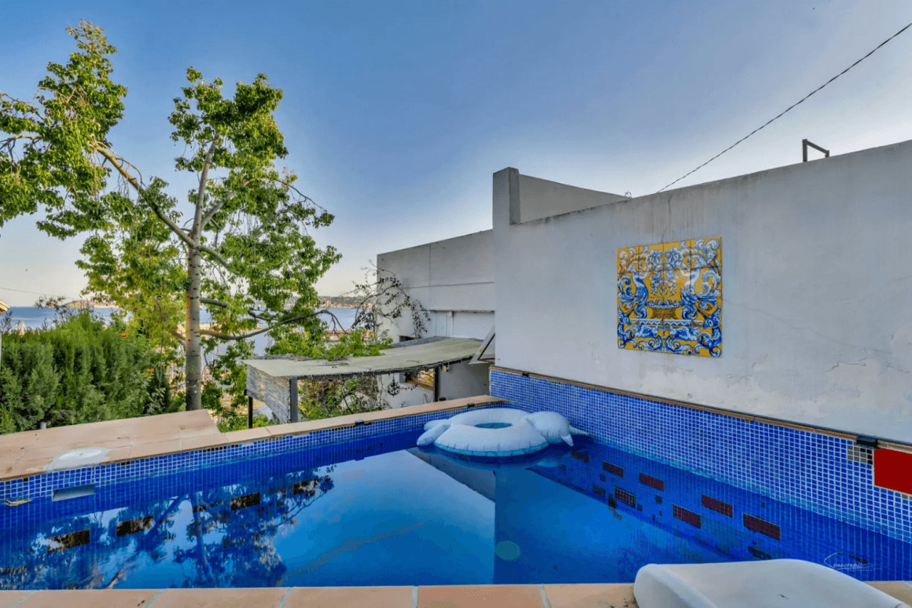 VILLA ON THE SEAFRONT IN THE PORT OF JAVEA