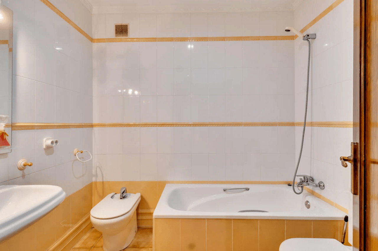 Villa for sale with stunning sea views