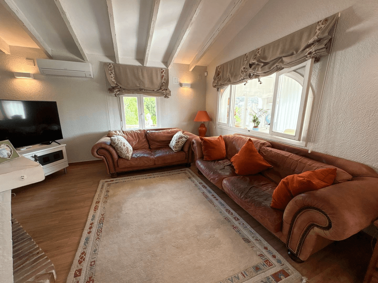 Large villa for sale in the Pinosol area, Jávea.