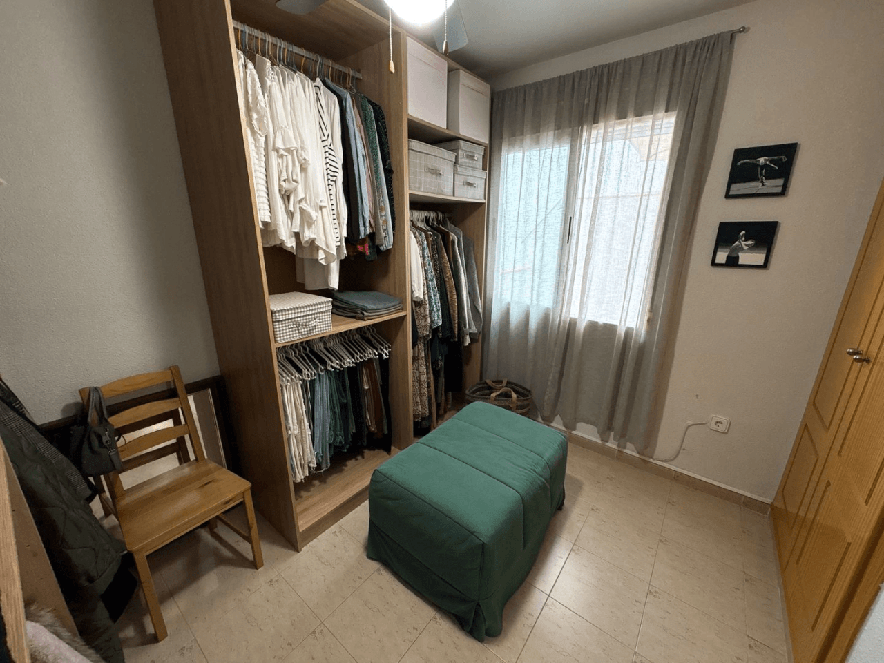 Impecable piso de 121m² con ascensor, garaje y trastero en Av. Miguel Hernández, Dénia.