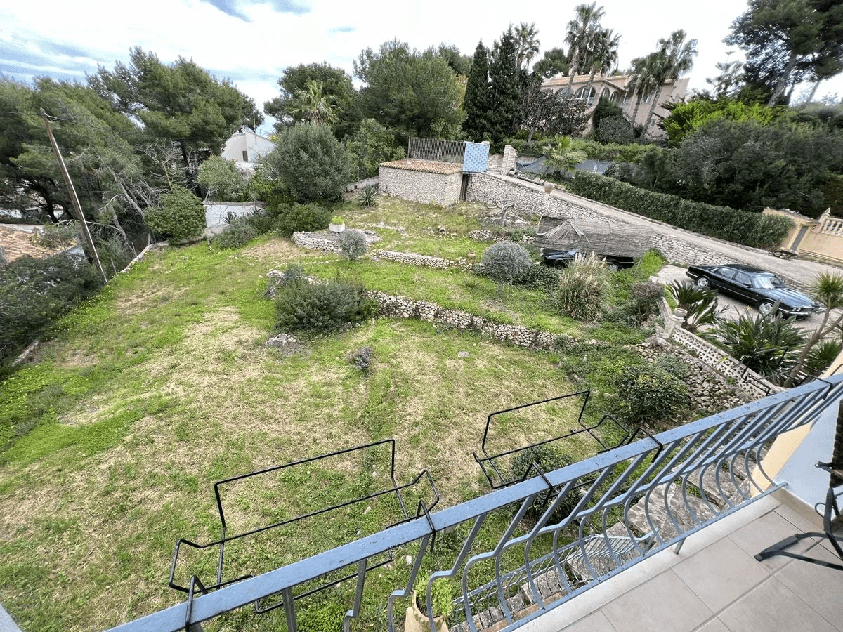 Villa near the beach with sea views in javea