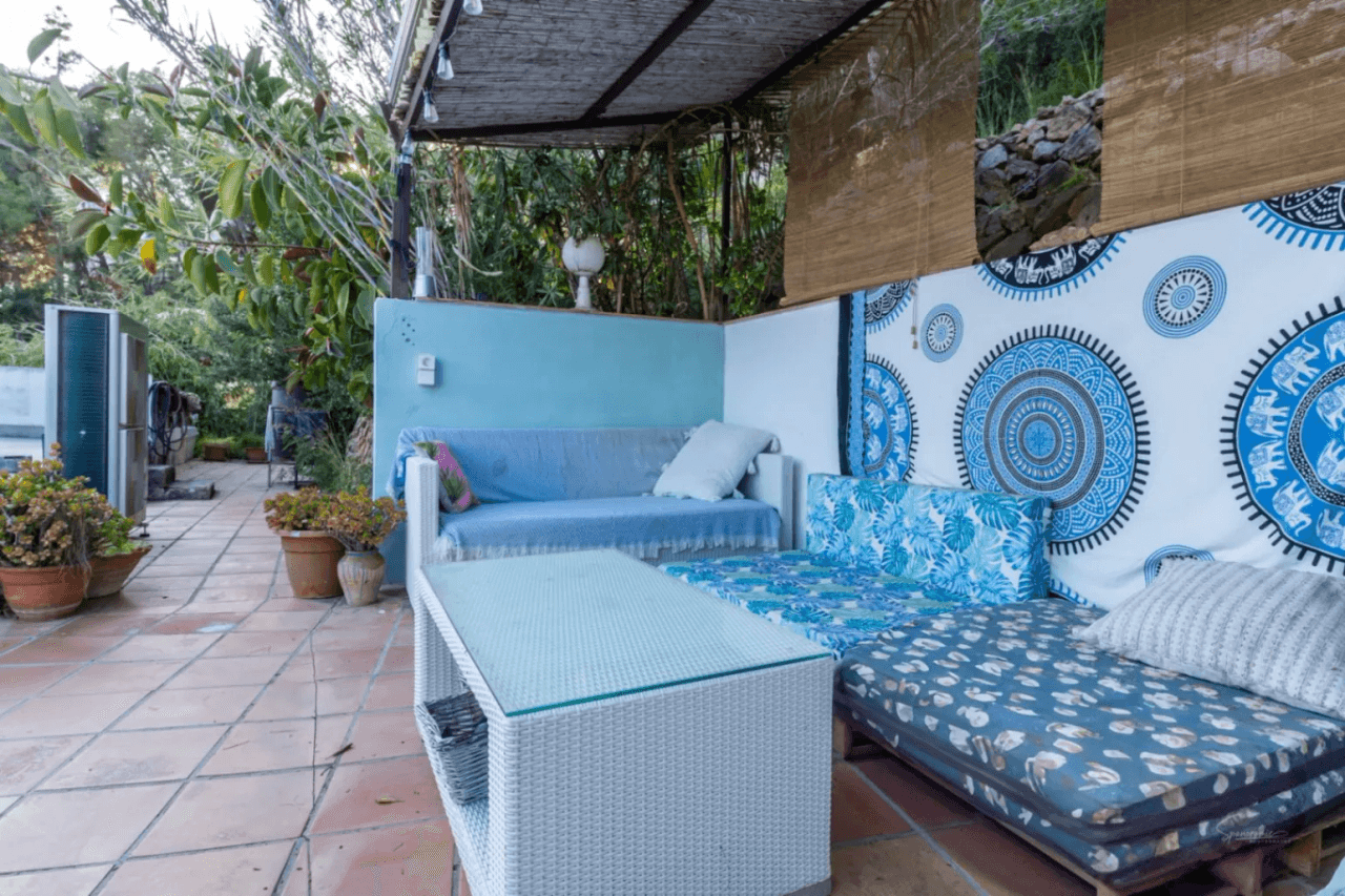 VILLA ON THE SEAFRONT IN THE PORT OF JAVEA