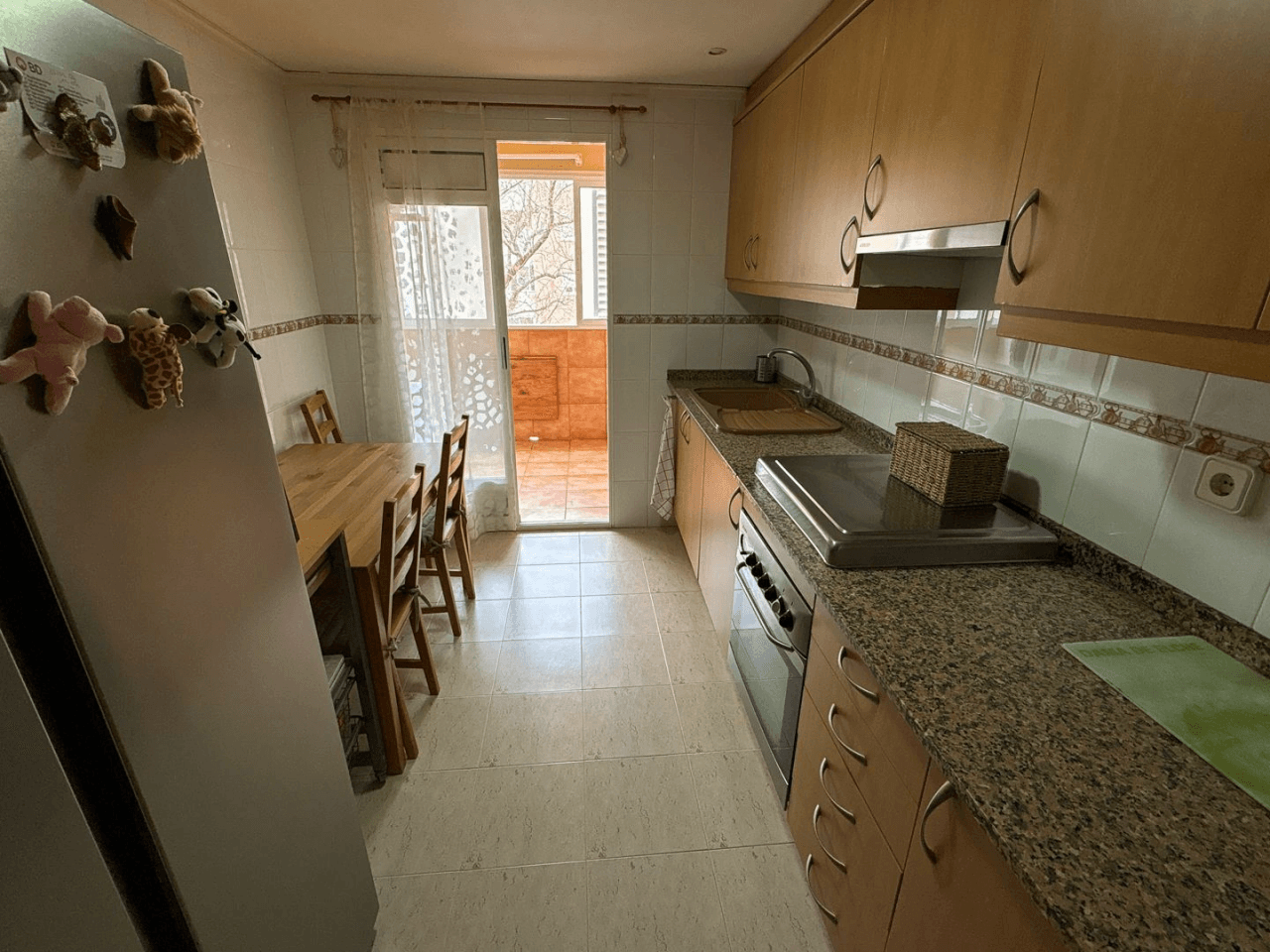 Impecable piso de 121m² con ascensor, garaje y trastero en Av. Miguel Hernández, Dénia.