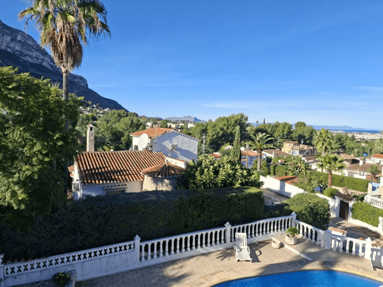 Chalet con vistas al mar y Montgó, Denia