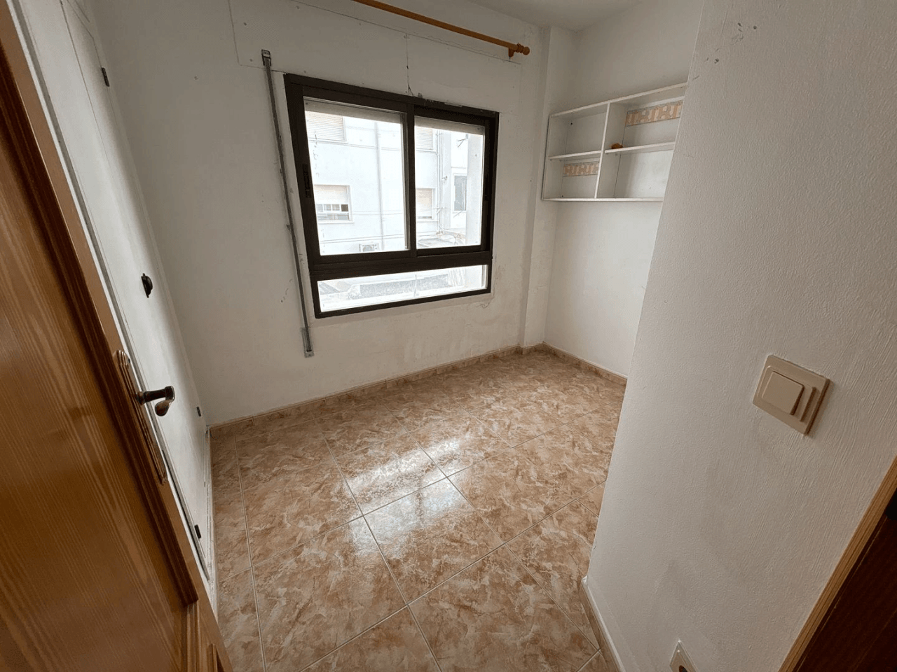 Oportunidad en Dénia: El equilibrio perfecto entre inversión y hogar