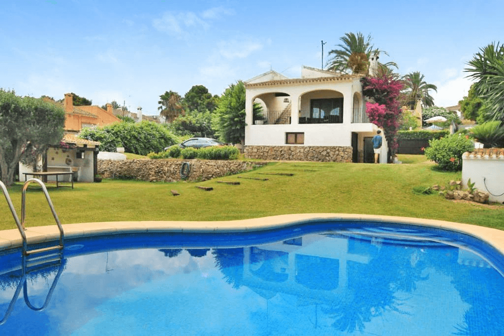 Villa de 3 dormitorios a 15 minutos andando de la playa del Arenal