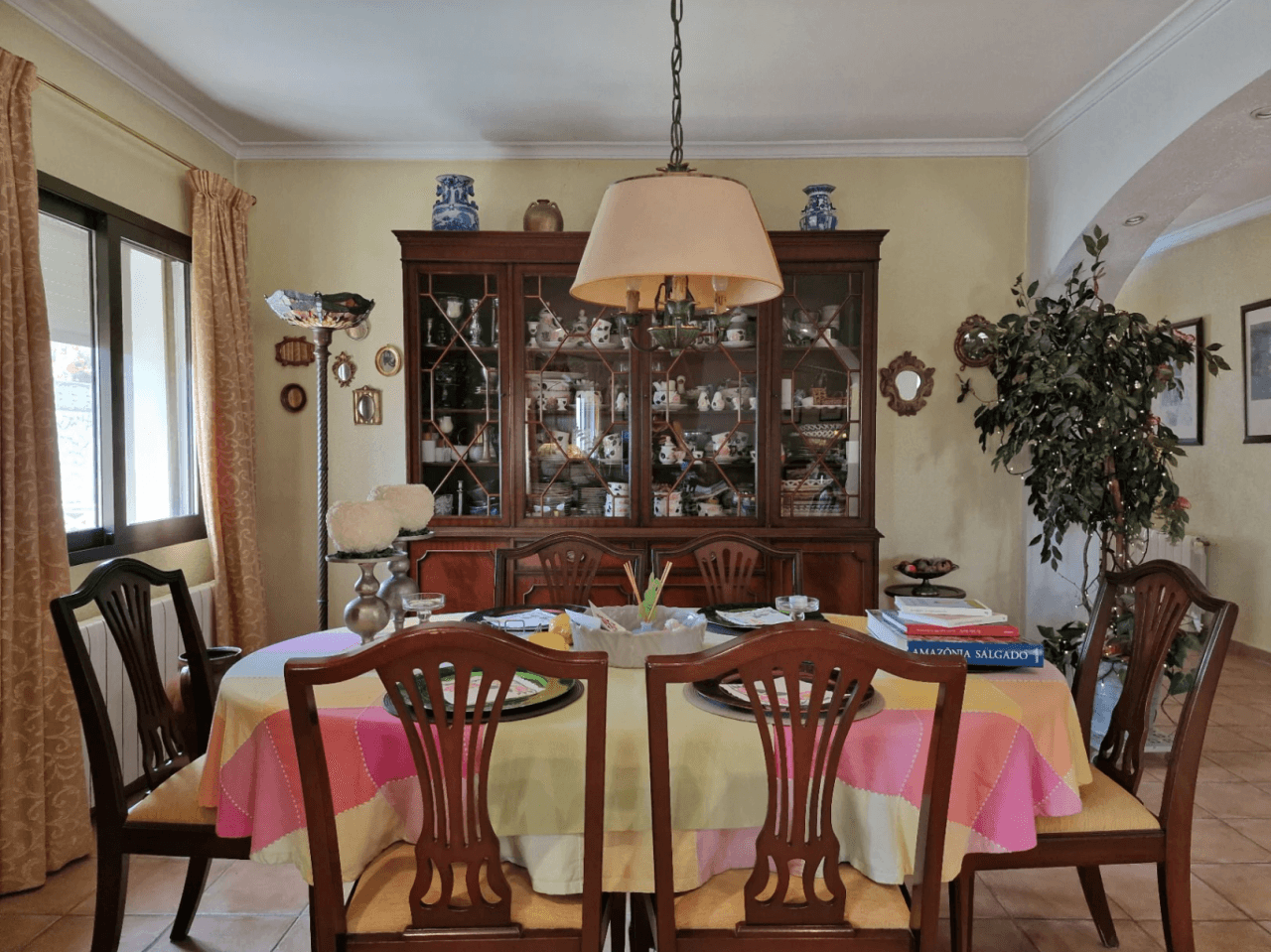 Villa de 3 dormitorios con muchas posibilidades y vistas al mar en Galeretes