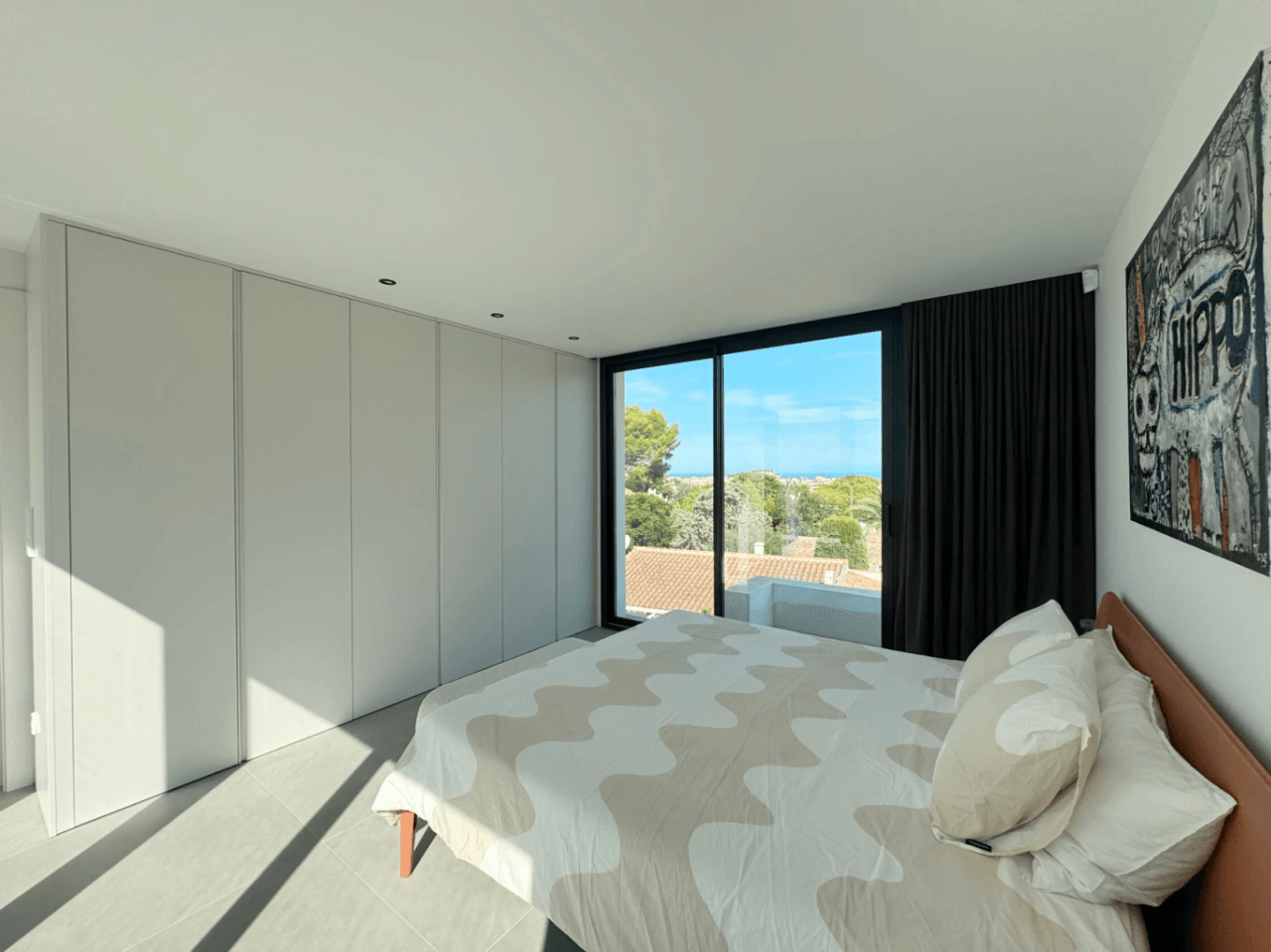 Chalet con vistas al Montgó, eficiencia energética A y piscina climatizada – Denia