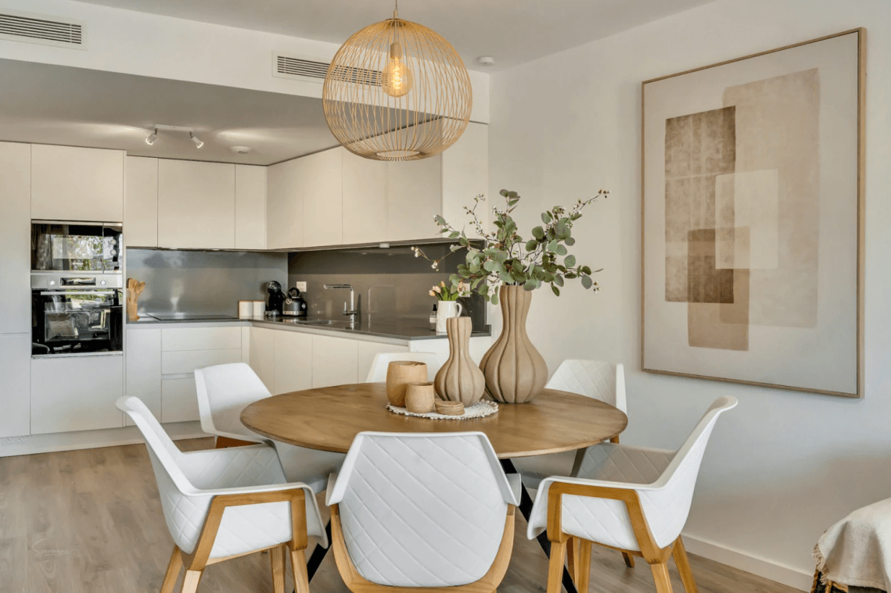 Appartement moderne et élégant orienté au sud avec piscine, à Jávea