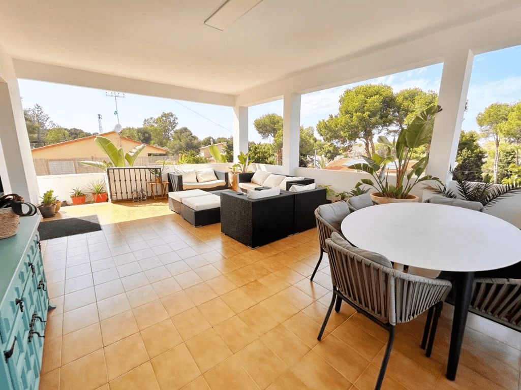 Detached House à la vente à Denia