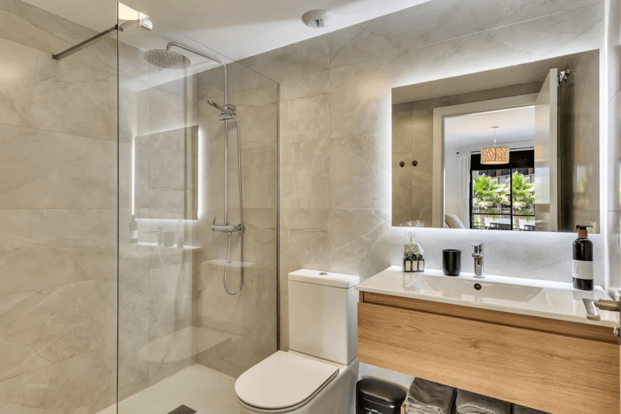 Appartement moderne et élégant orienté au sud avec piscine, à Jávea
