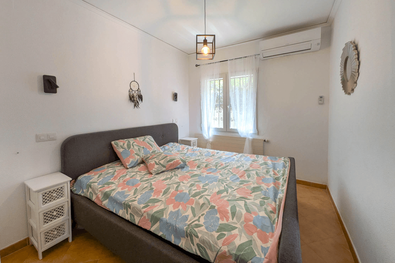 C4XY8333DEN Villa con piscina y vistas panorámicas al mar a la venta en Denia.