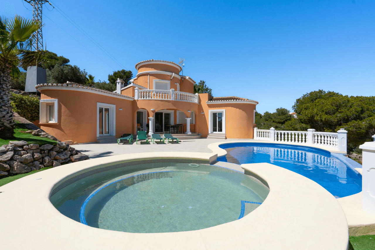 4643JAV Villa en venta en Costa Nova, Jávea