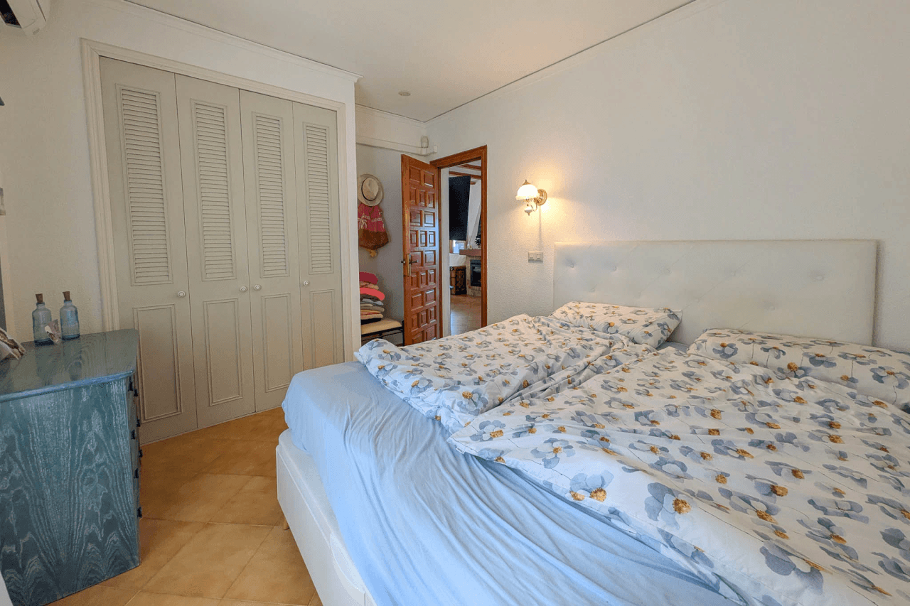 C4XY8333DEN Villa con piscina y vistas panorámicas al mar a la venta en Denia.