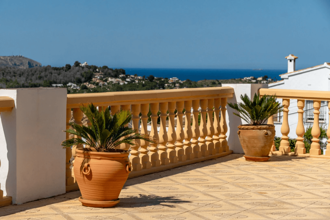 Villa with stunning panoramic views, in Jávea