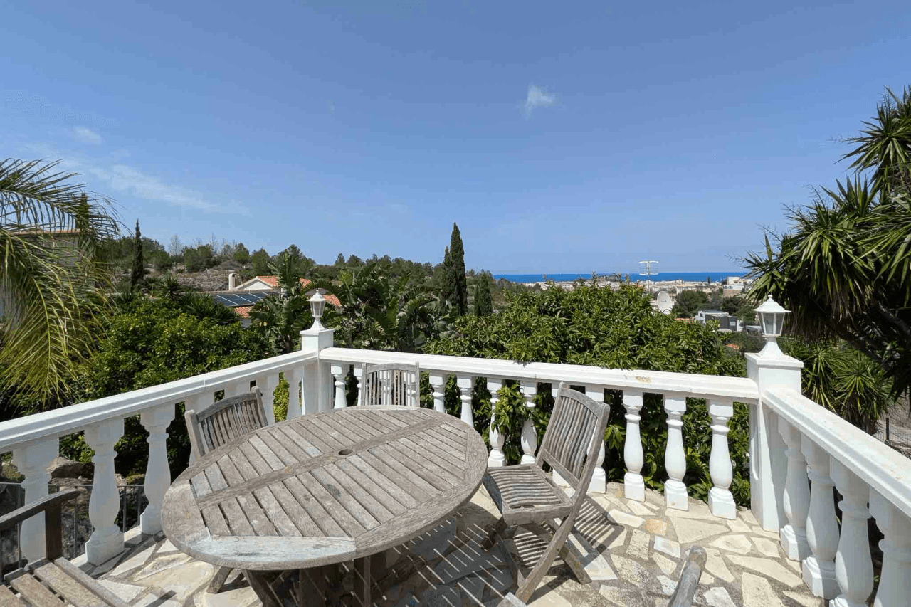 C4XY8333DEN Villa con piscina y vistas panorámicas al mar a la venta en Denia.