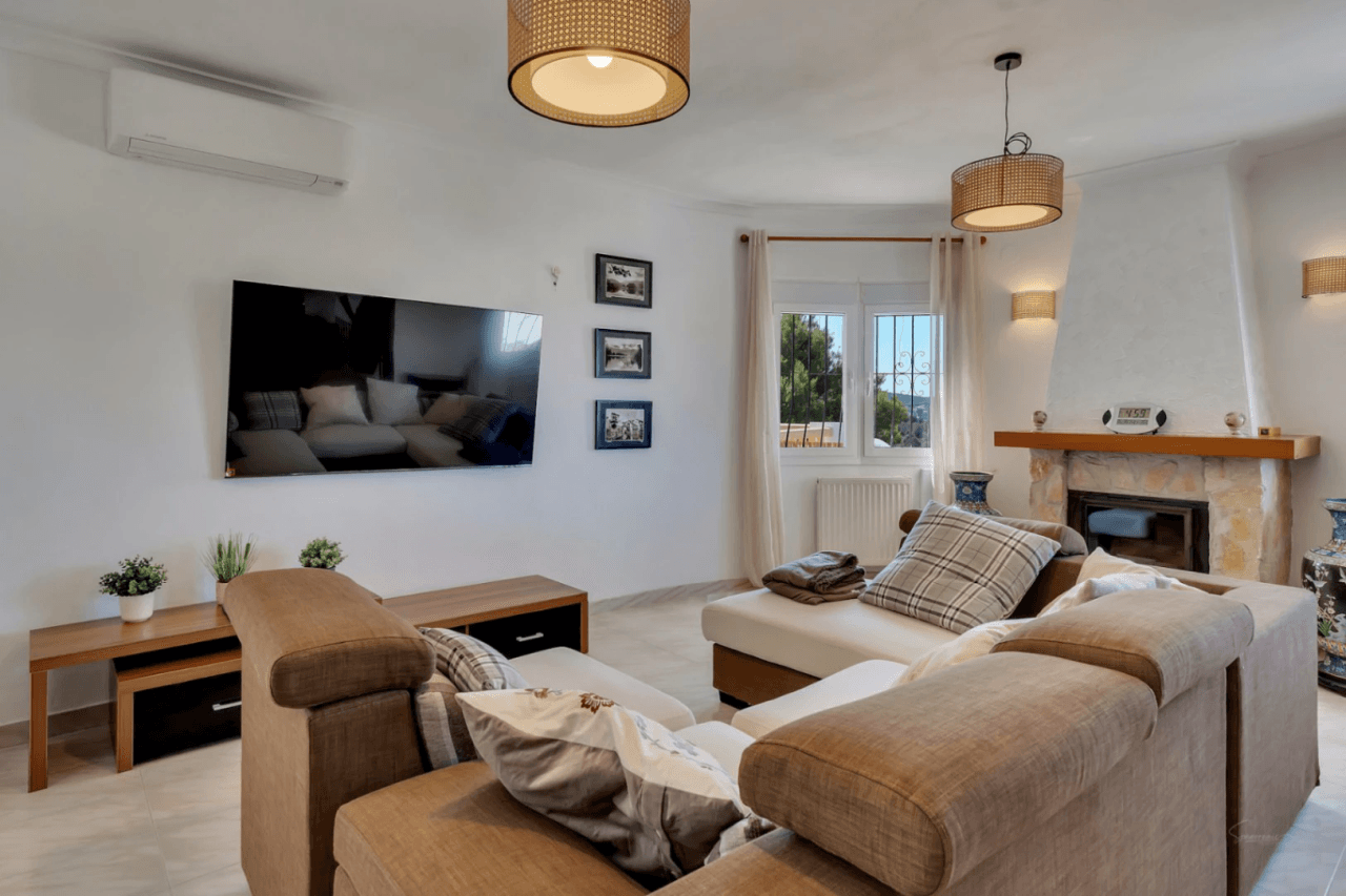 Villa with stunning panoramic views, in Jávea