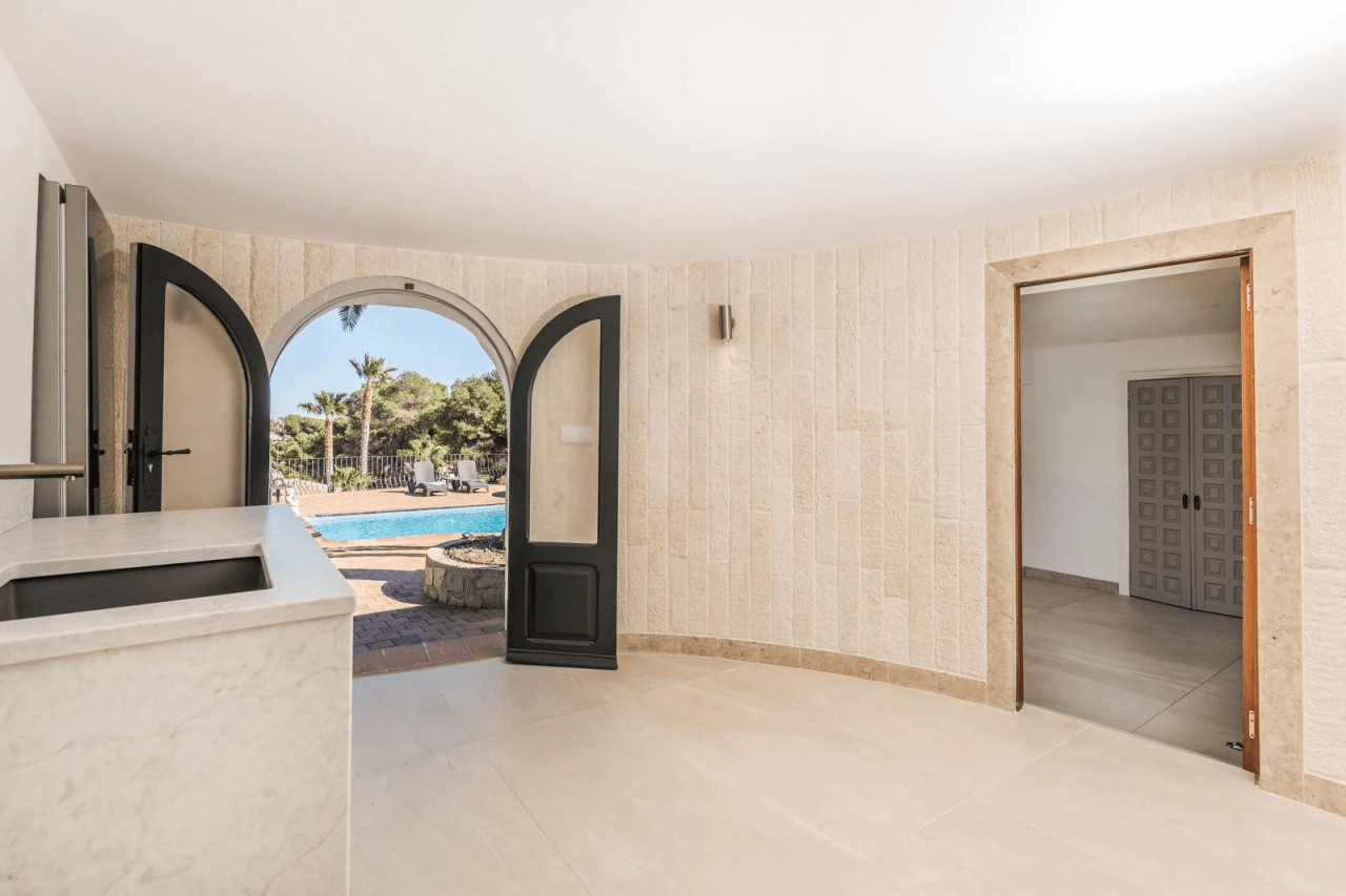 Luxury villa for sale in Jávea with pool, sea views, and independent apartment – Balcón al Mar, Costa Blanca