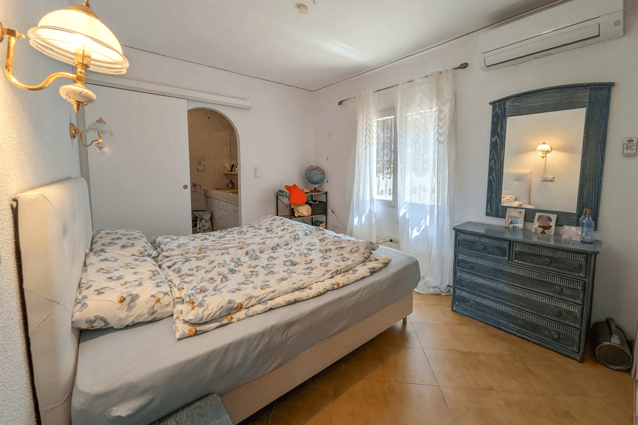 C4XY8333DEN Villa con piscina y vistas panorámicas al mar a la venta en Denia.