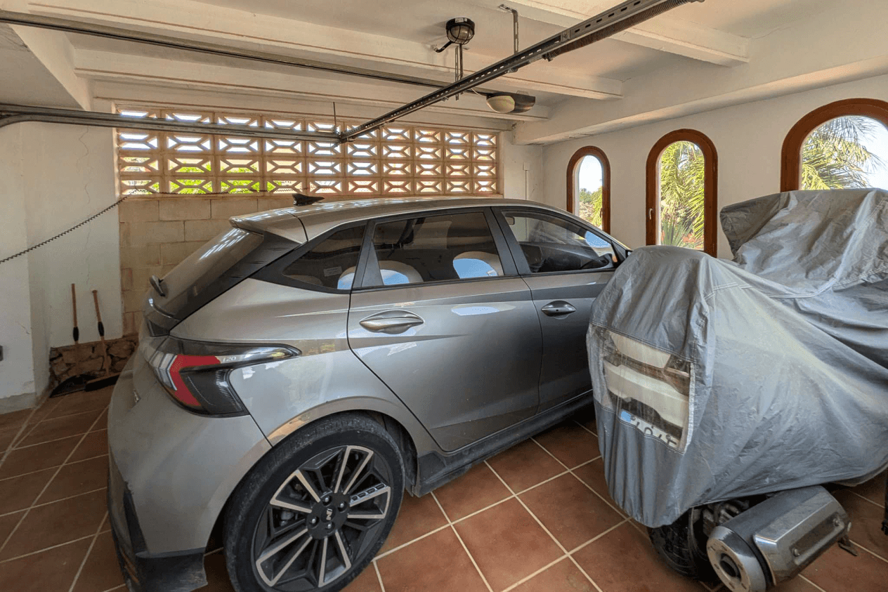 C4XY8333DEN Villa con piscina y vistas panorámicas al mar a la venta en Denia.