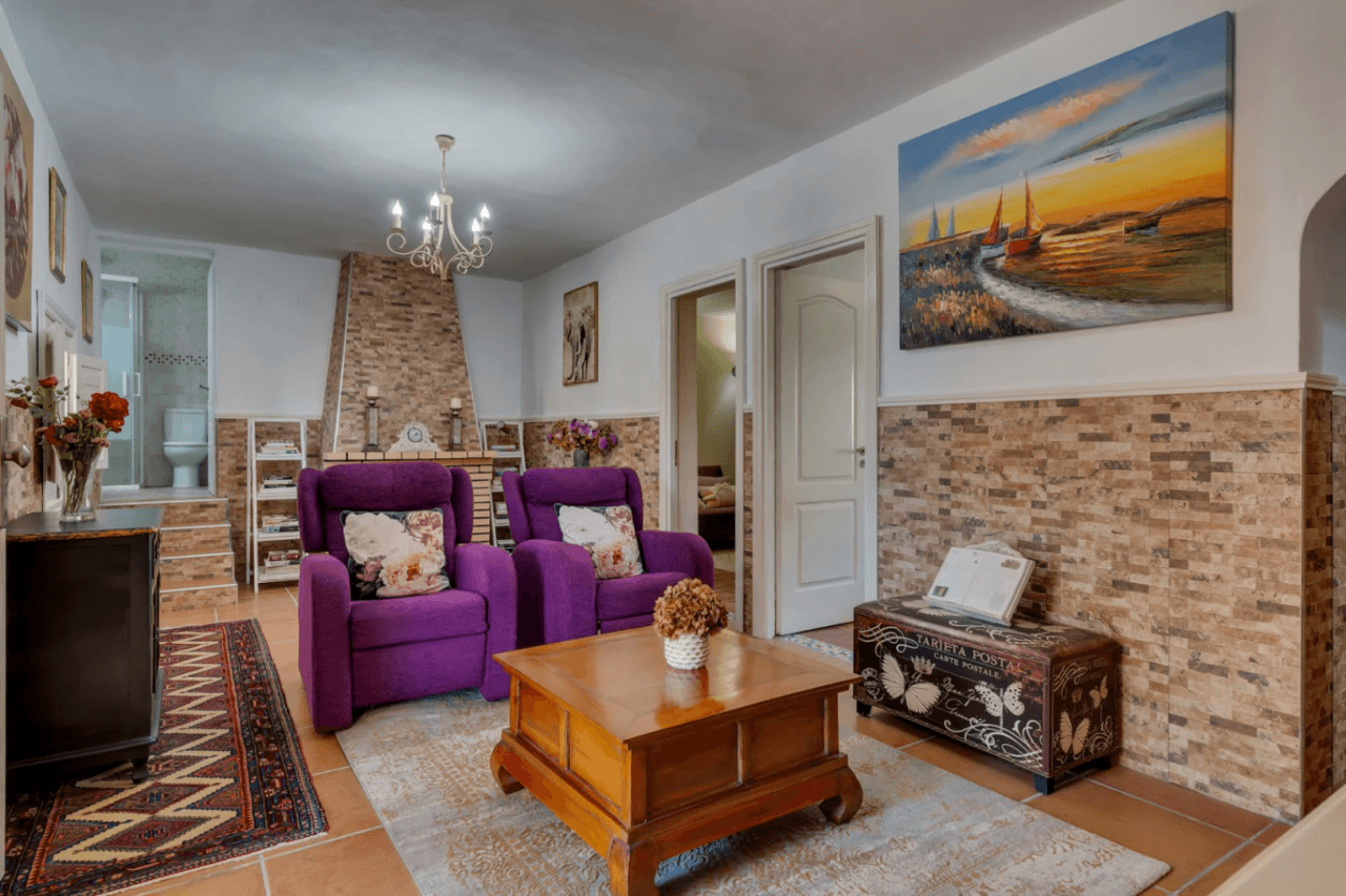 Villa for sale with sea views in Jávea