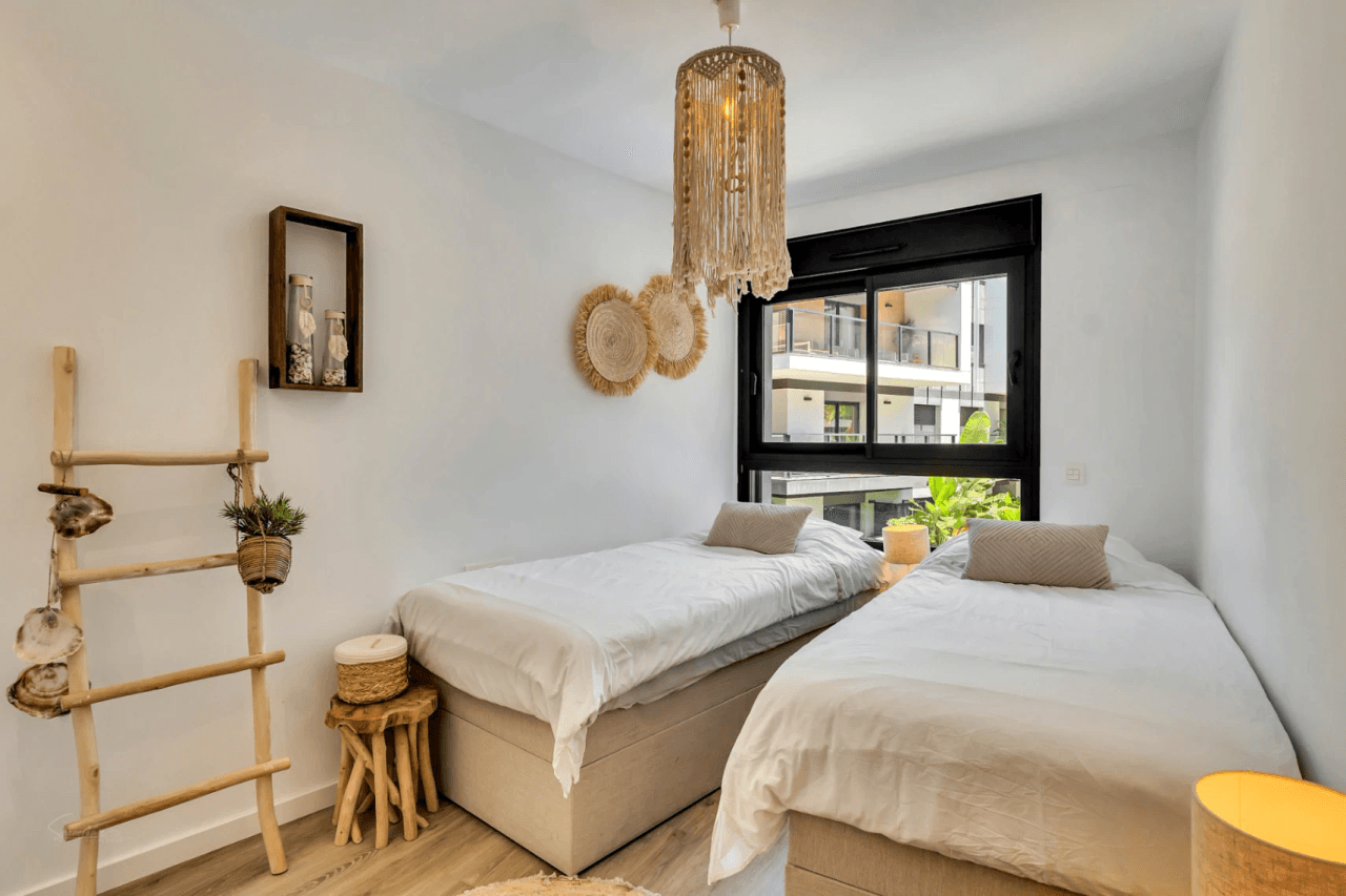 Appartement moderne et élégant orienté au sud avec piscine, à Jávea