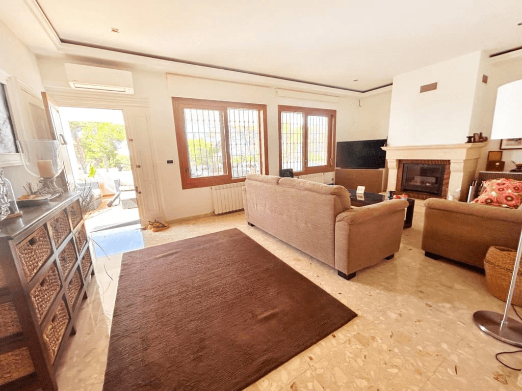 Detached House à la vente à Denia