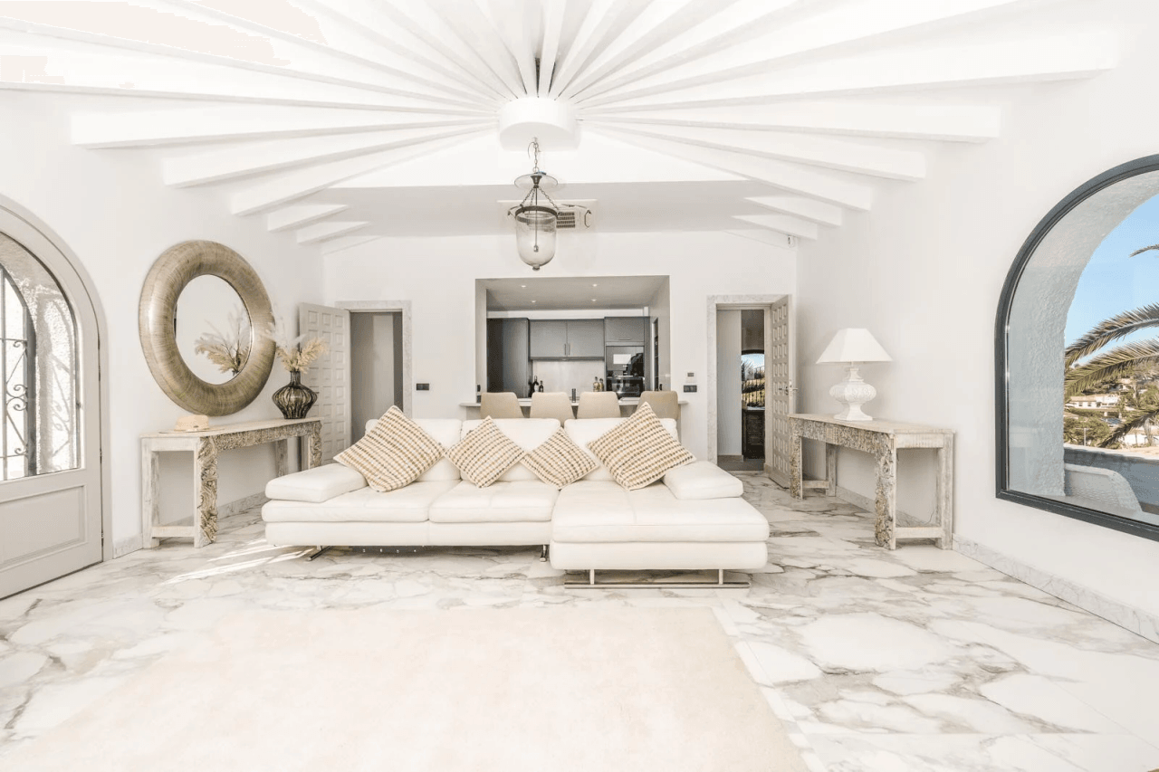 Luxury villa for sale in Jávea with pool, sea views, and independent apartment – Balcón al Mar, Costa Blanca