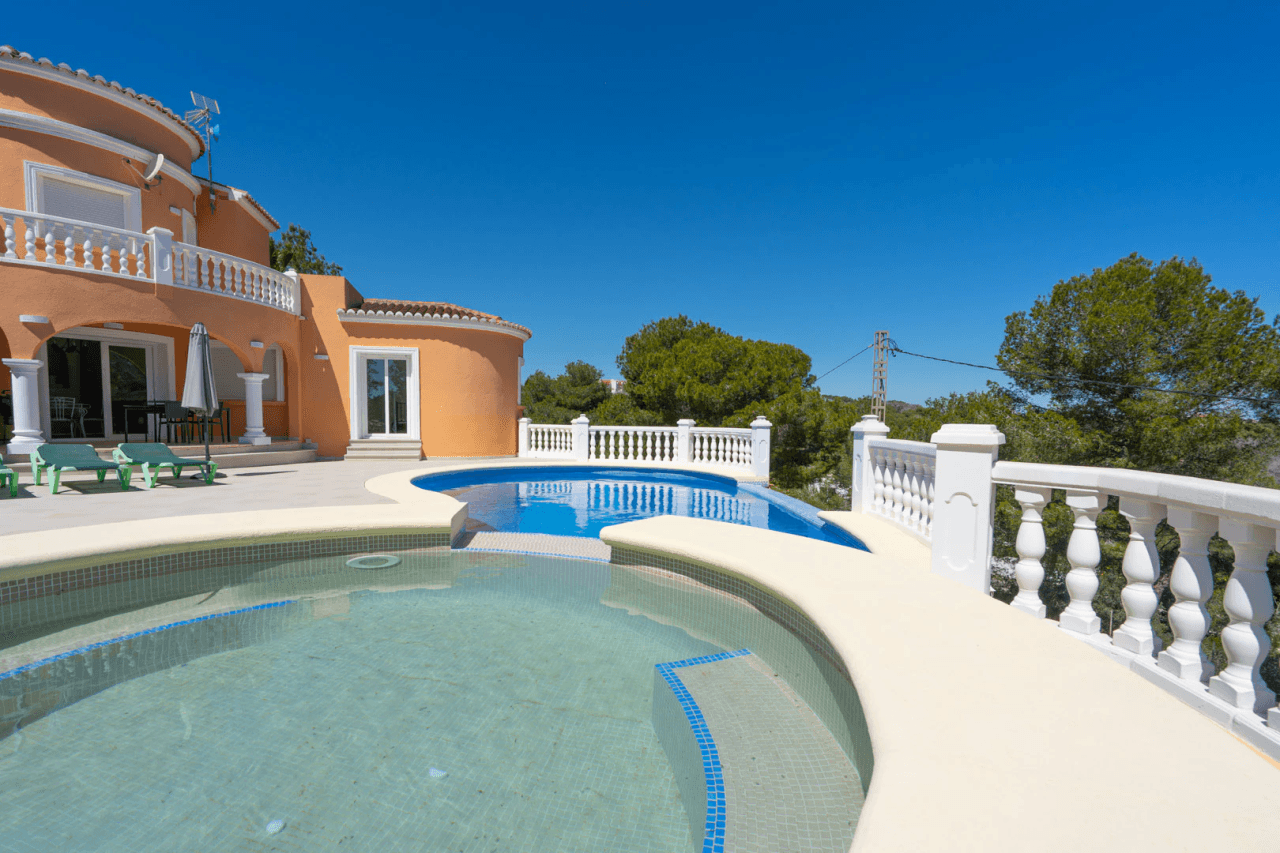 4643JAV Villa en venta en Costa Nova, Jávea