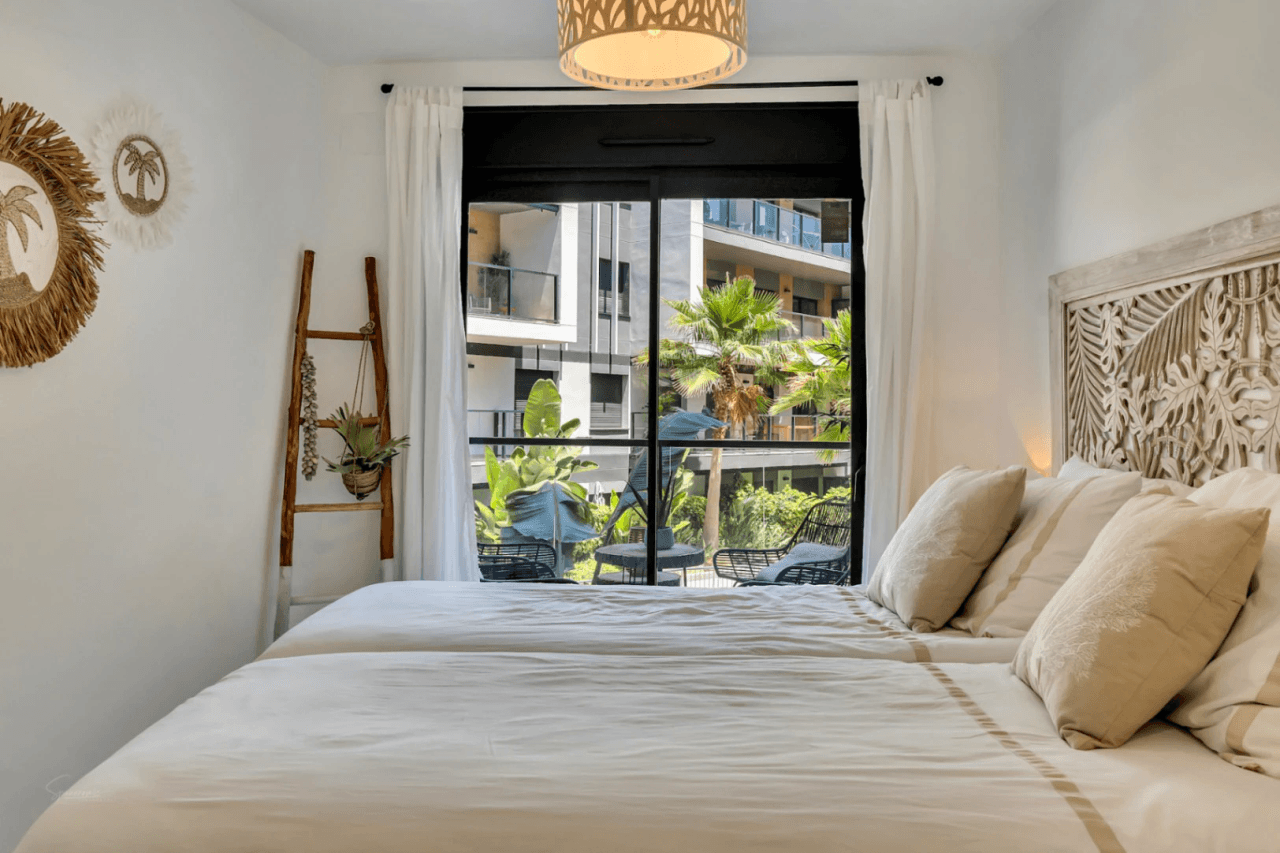 Appartement moderne et élégant orienté au sud avec piscine, à Jávea