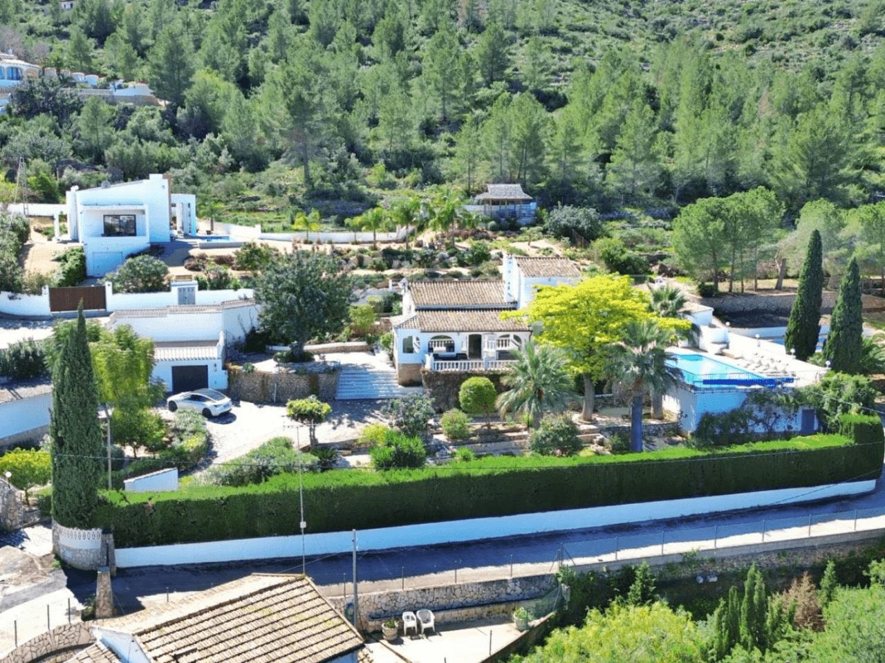 Villa con apartamento de invitados y vistas al mar en Dénia