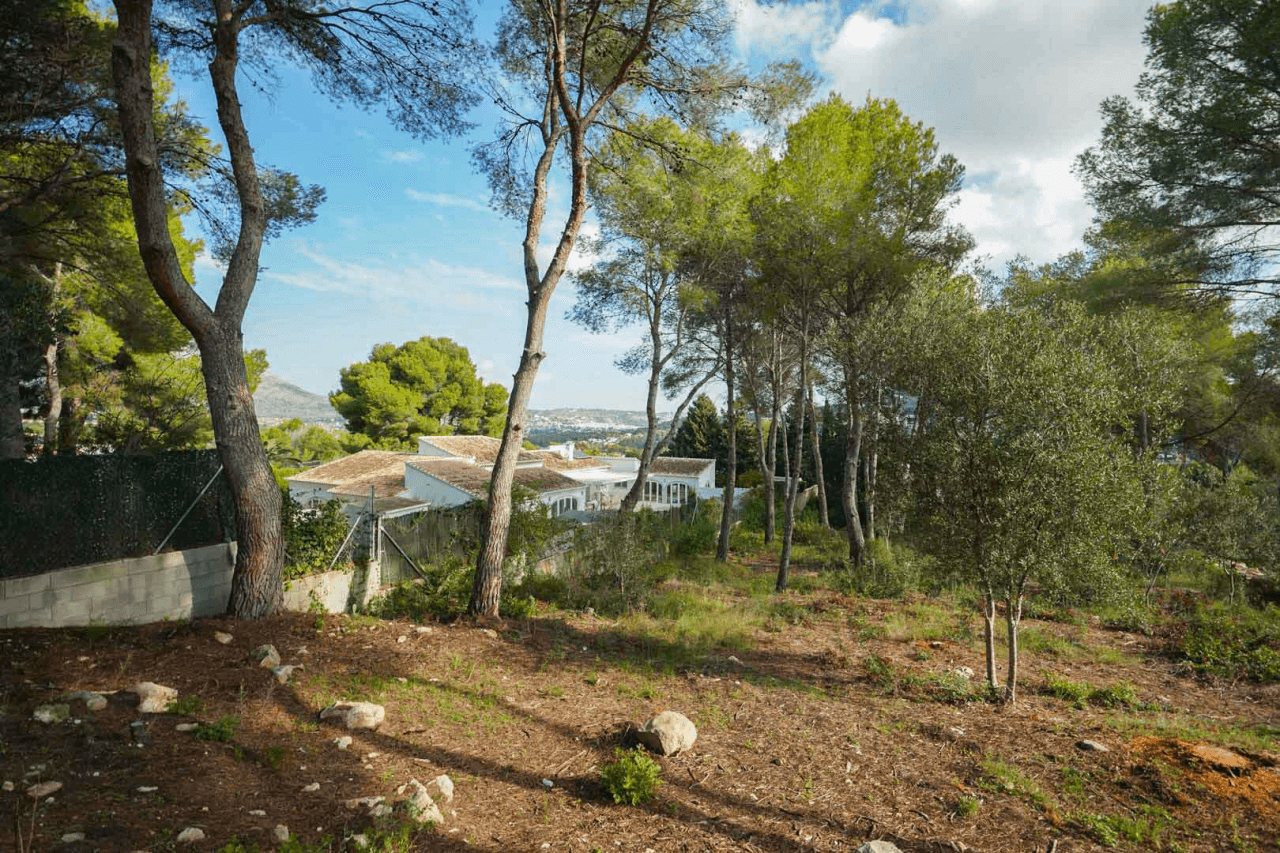C3XY4617JAV Amplia parcela edificable en venta en La Lluca, Jávea